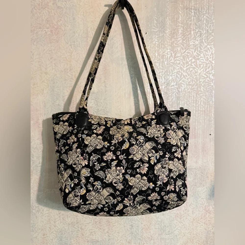 Vera Bradley Vintage Black & White Flower ( Holland Garden) Pattern Shoulder Bag